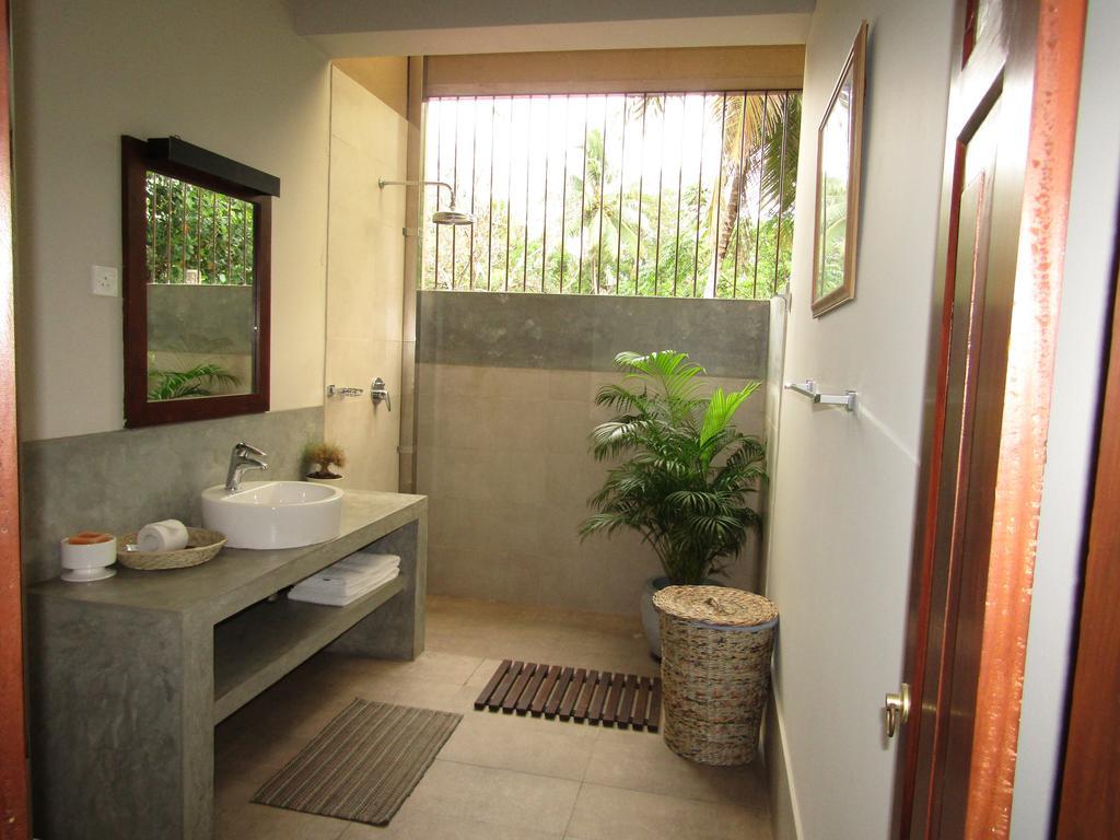 The Mirror Mansion Hotel Rajagiriya Luaran gambar