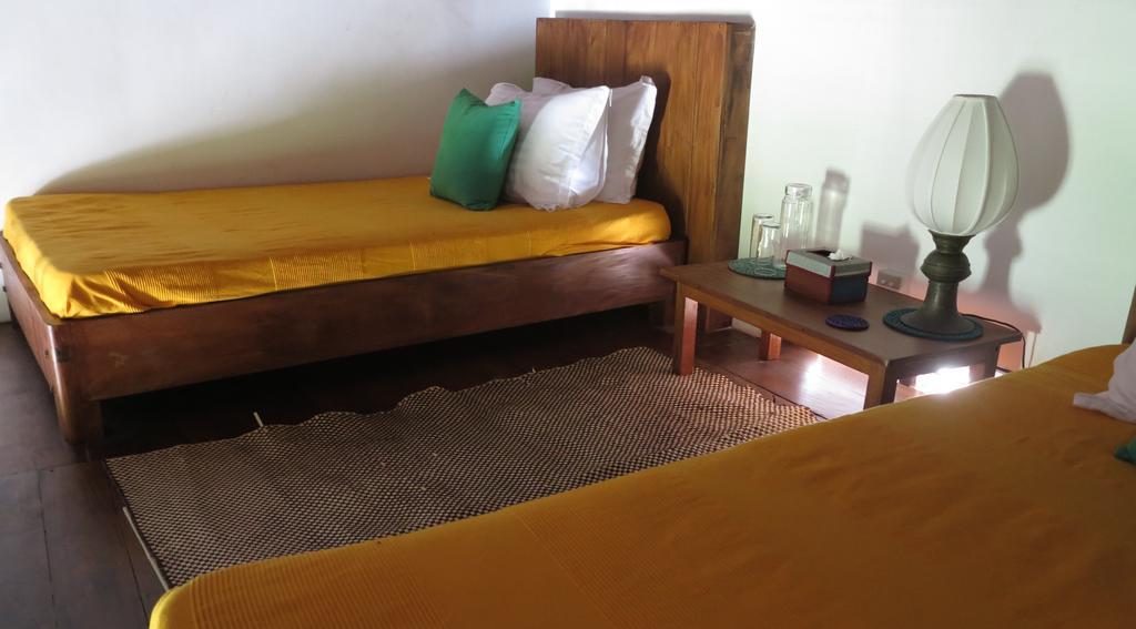 The Mirror Mansion Hotel Rajagiriya Luaran gambar