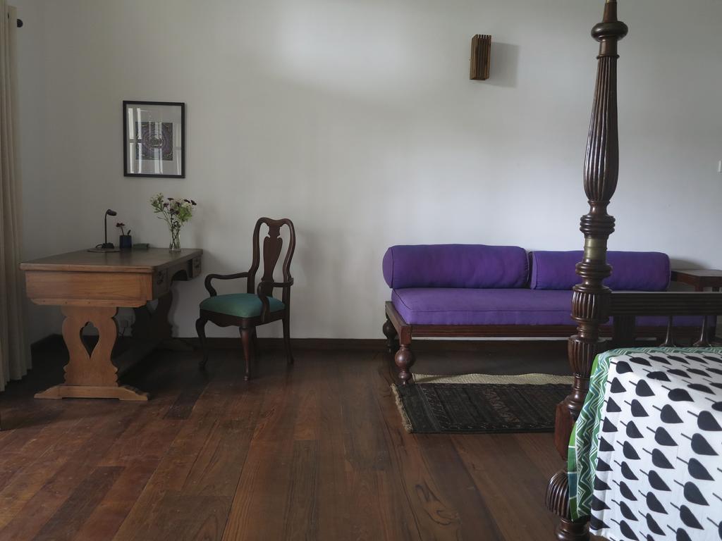 The Mirror Mansion Hotel Rajagiriya Luaran gambar